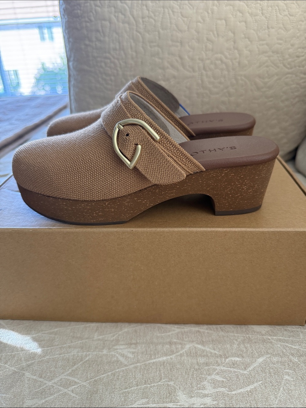 Rothy’s The Classic Clog Butternut size 7.5